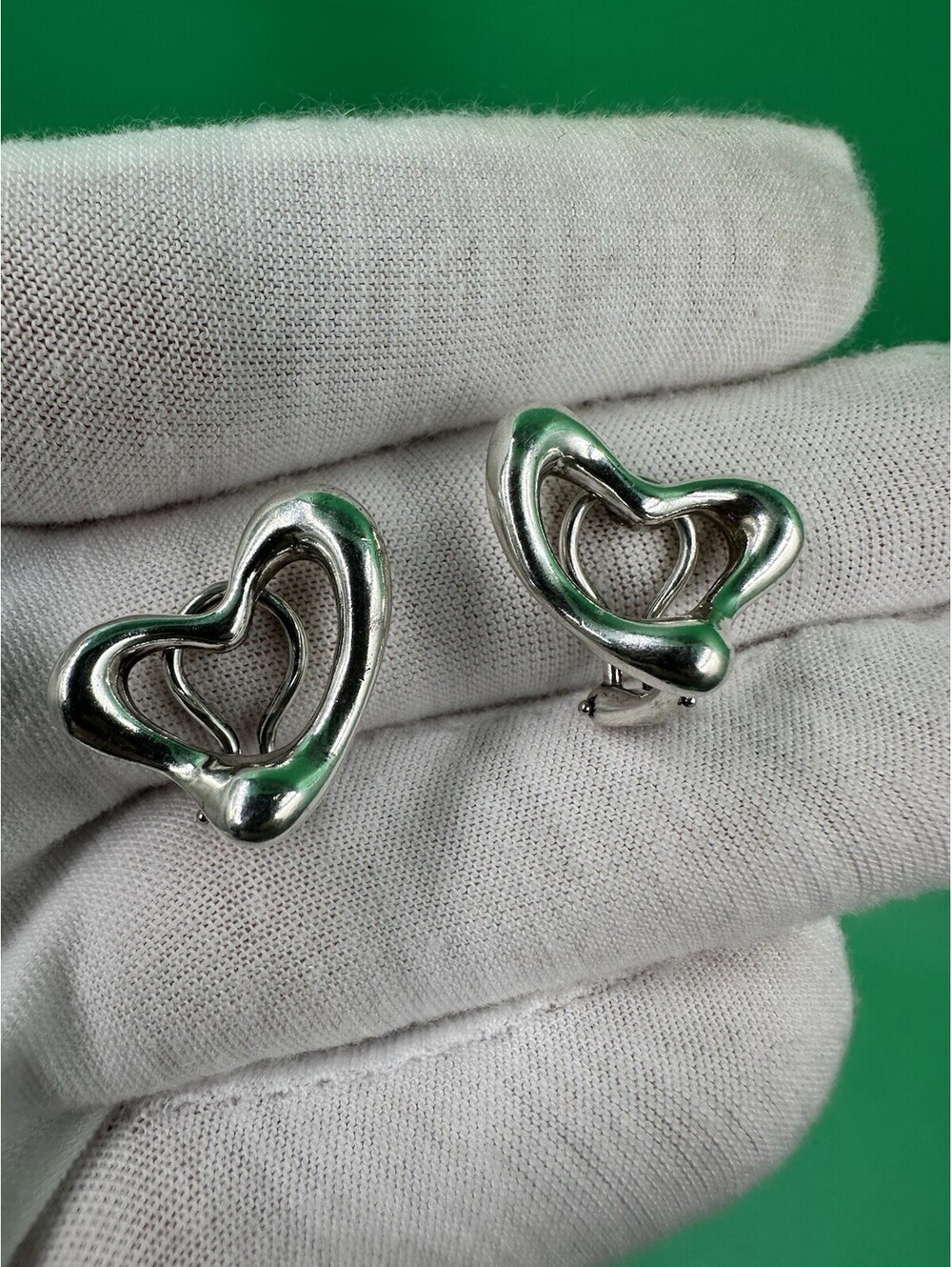 Vintage Tiffany&Co Elsa Peretti Sterling Silver 925 Open Heart Clip On Earrings